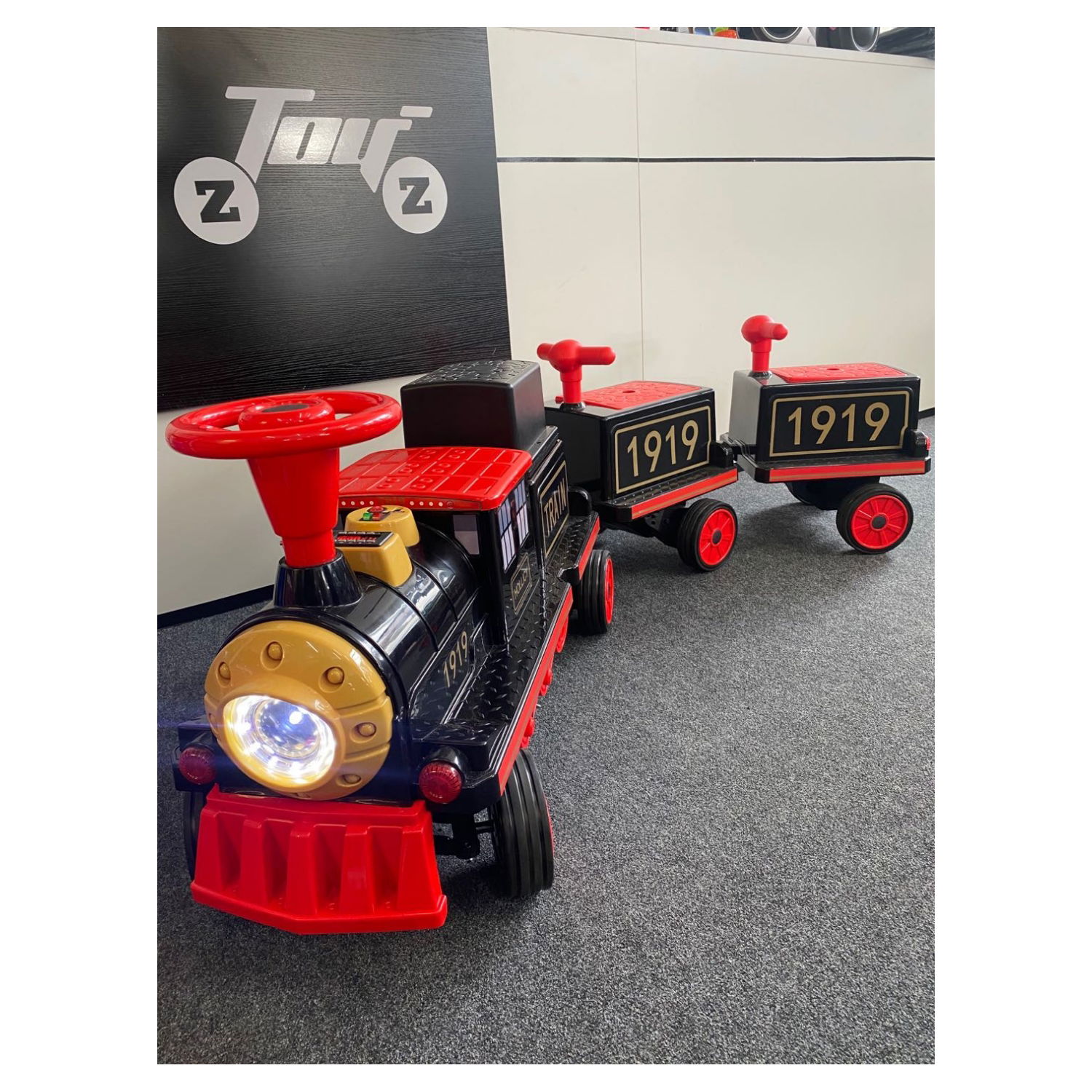 Kids Ride on Car Children 12v10ah Big Battery Operated Electric Train 2 Carriage Toyzz